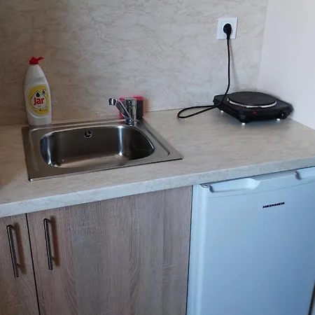 Διαμέρισμα Szarszo Apartman Es Kempinghaz *